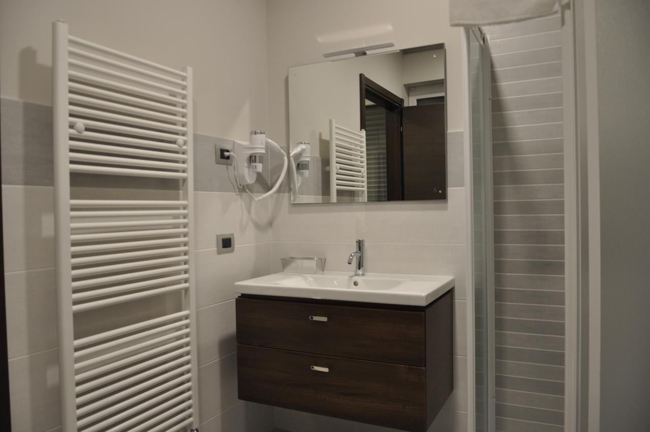Millaenya Inn Entratico Екстериор снимка