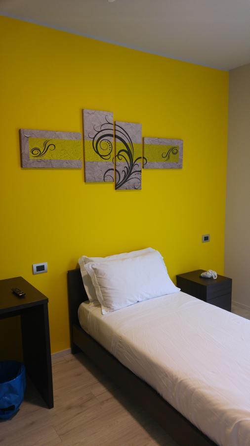 Millaenya Inn Entratico Екстериор снимка