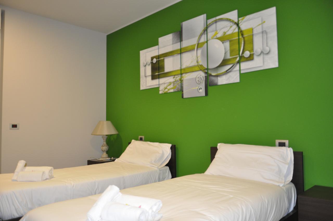 Millaenya Inn Entratico Екстериор снимка